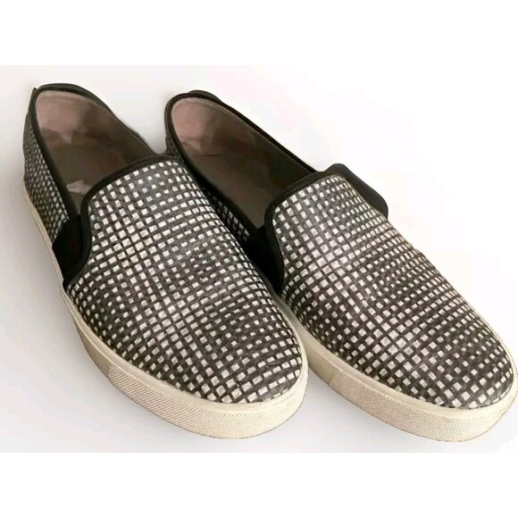 Vince Leather Blair Slip On Sneakers Black White Textured Size 8 M Women’s Skate - Picture 1 of 7